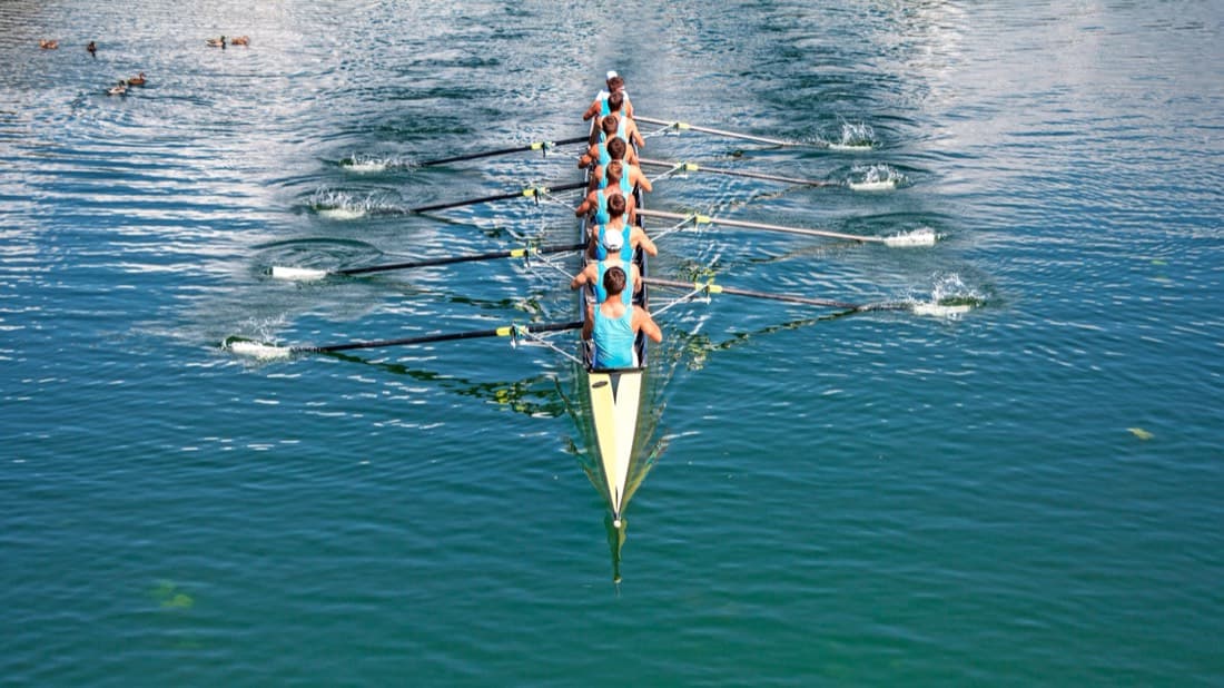 Rowing / Canoeing: sport photo (no recognisable faces)