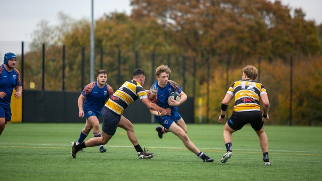 Rugby: sport photo (no recognisable faces)